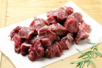 روش‌های ساده تشخیص تازه بودن گوشت گوسفندی و گوساله قبل از خرید