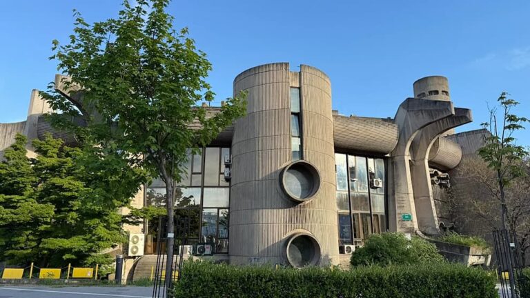 معماری بروتالیسم؛ ترند جدید سفر در شبکه‌های اجتماعی